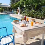 فندق Garden