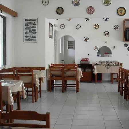 Garden Hotel 2*